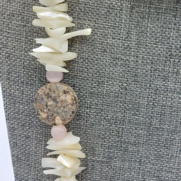Necklace White Mother of Pearl Pink Cat Eye Granite Disc Puka look 36" Single St - Picture 4 of 8